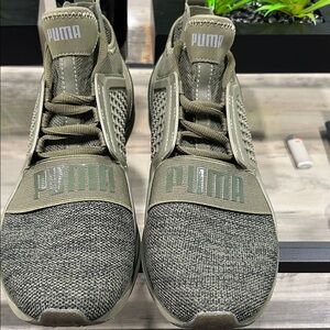 Puma Men's Olive Sneakers